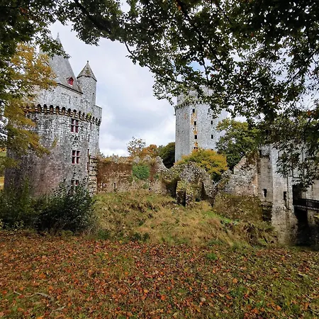 Domaine De Kérizel Bed & Breakfast