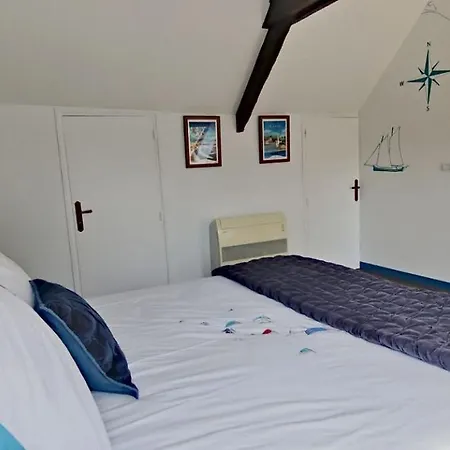 Domaine De Kérizel Bed & Breakfast Ambon